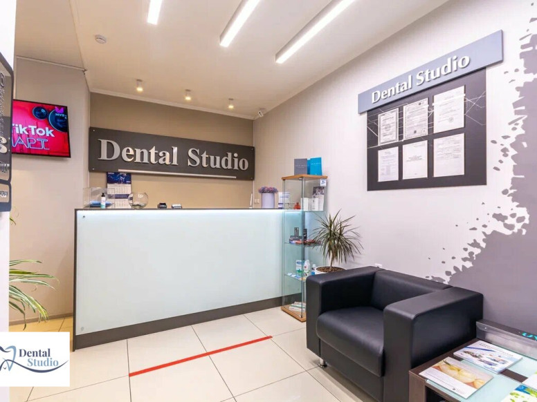 Dental Studio