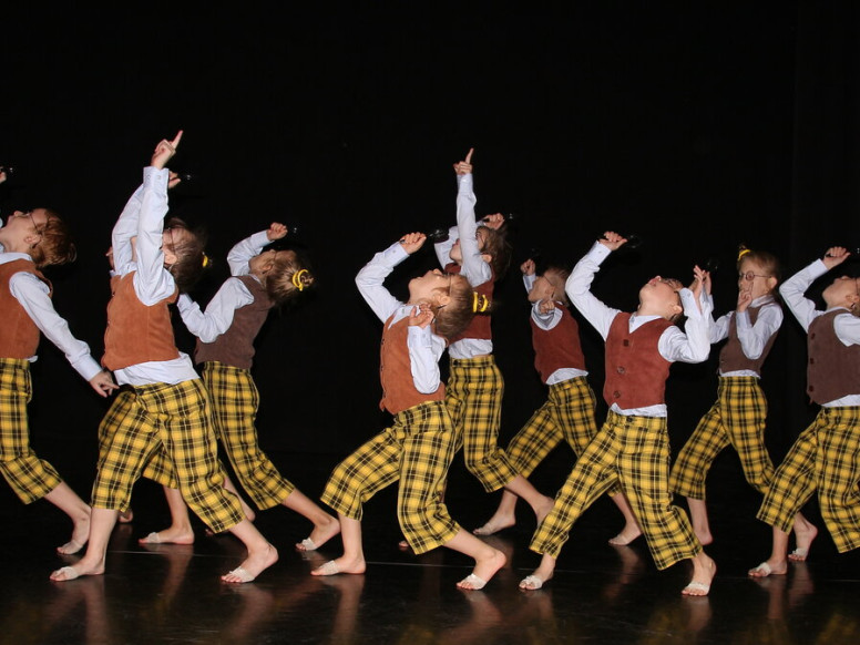 Maugli Dance Company