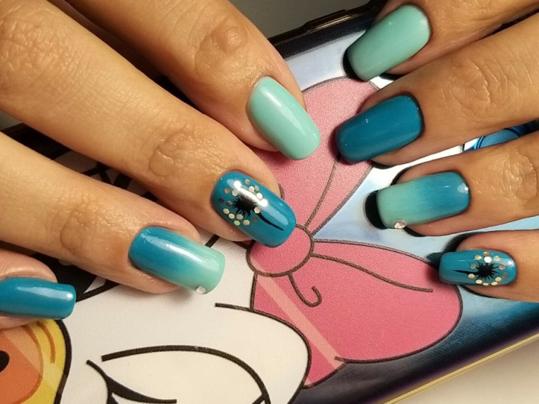 Dazzling Nails