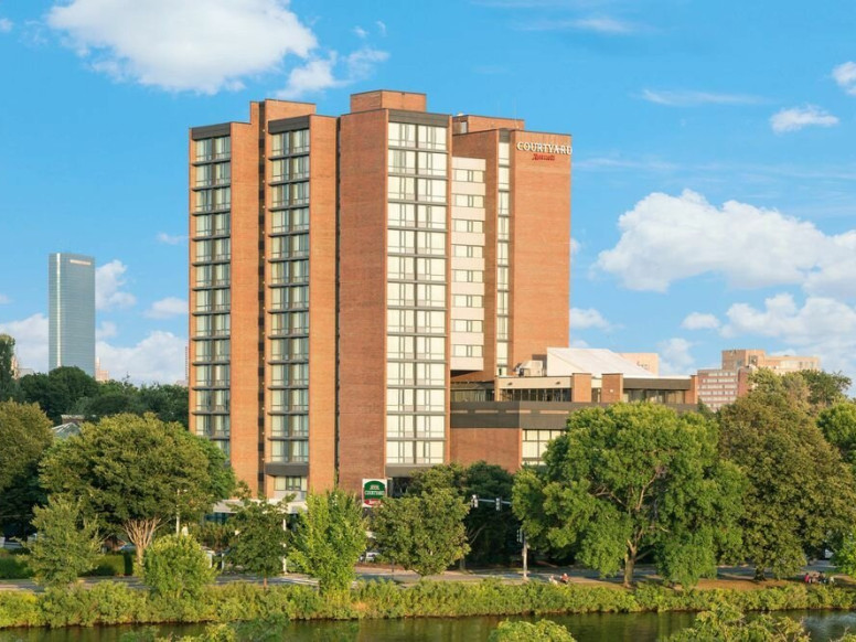 Courtyard by Marriott Boston-Cambridge