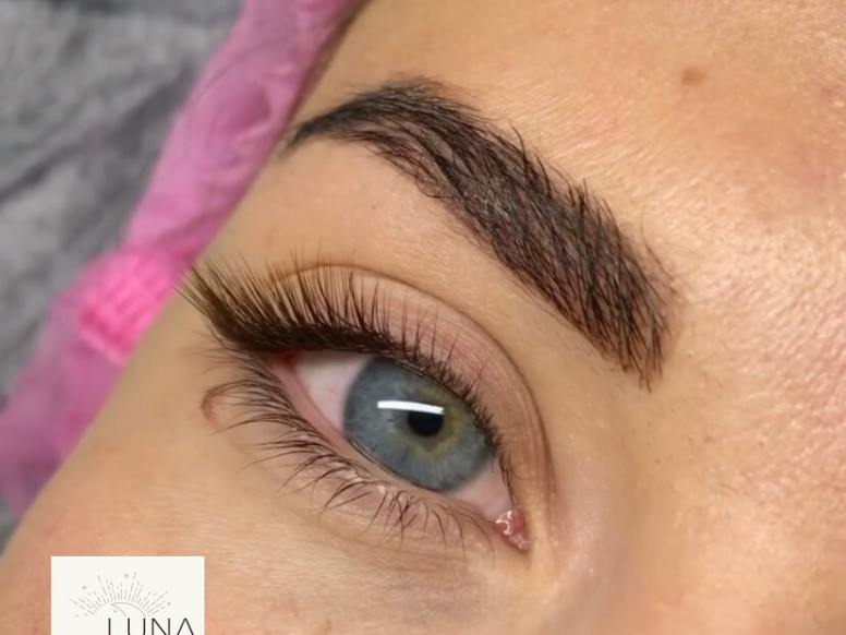 Luna Lash studio