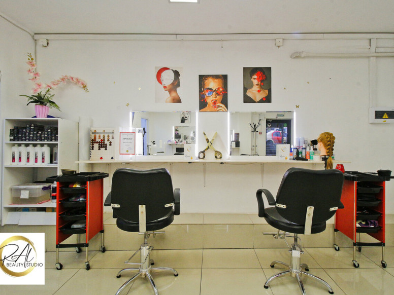 Real Beauty Studio