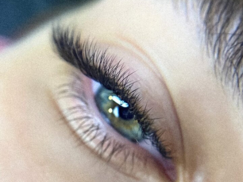 Orel_Lashes