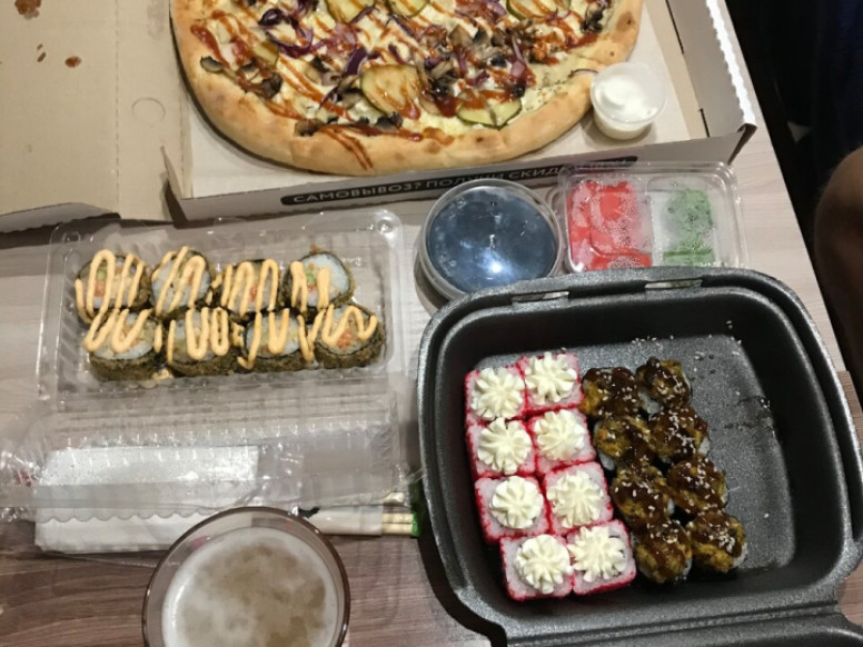 Sushi star & pizza