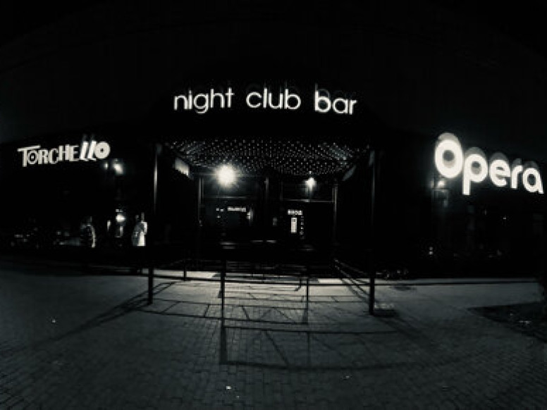 Opera club & lounge