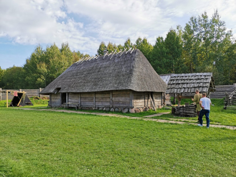 Историко-культурный парк-музей Средневековое городище Ушкуй