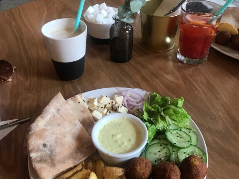 Falafel Cafe