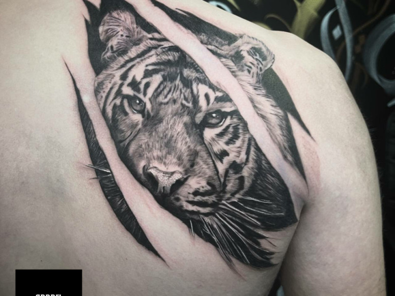 One Art Tattoo