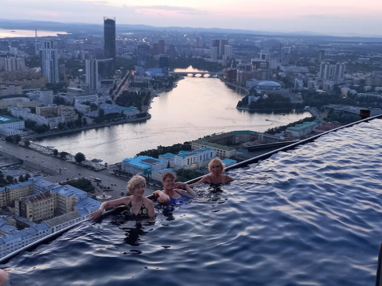 Sky Infinity Pool